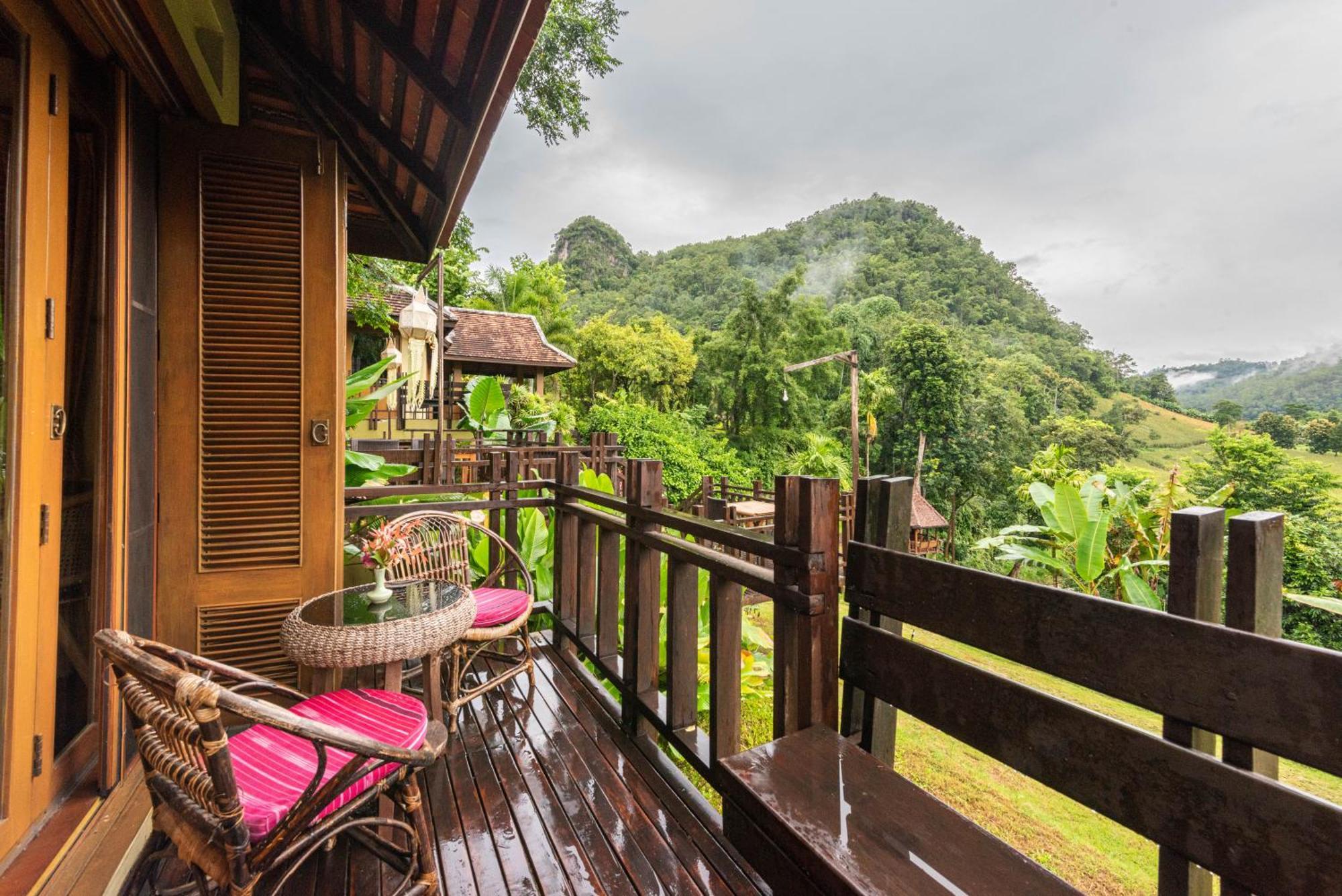 Kanlaya'S Eyrie, Luxury Homestay Pang Mapha Exterior foto