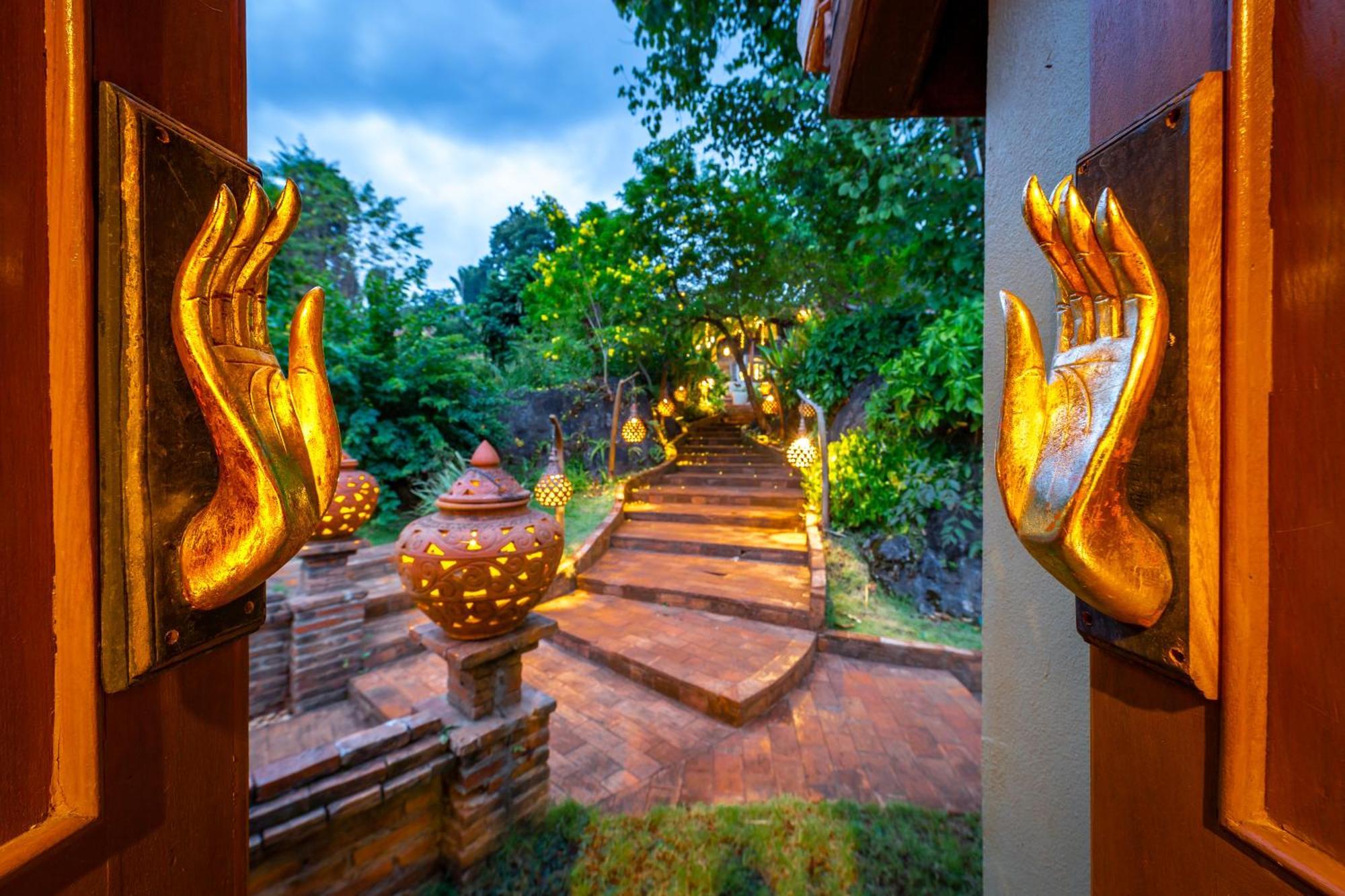 Kanlaya'S Eyrie, Luxury Homestay Pang Mapha Exterior foto